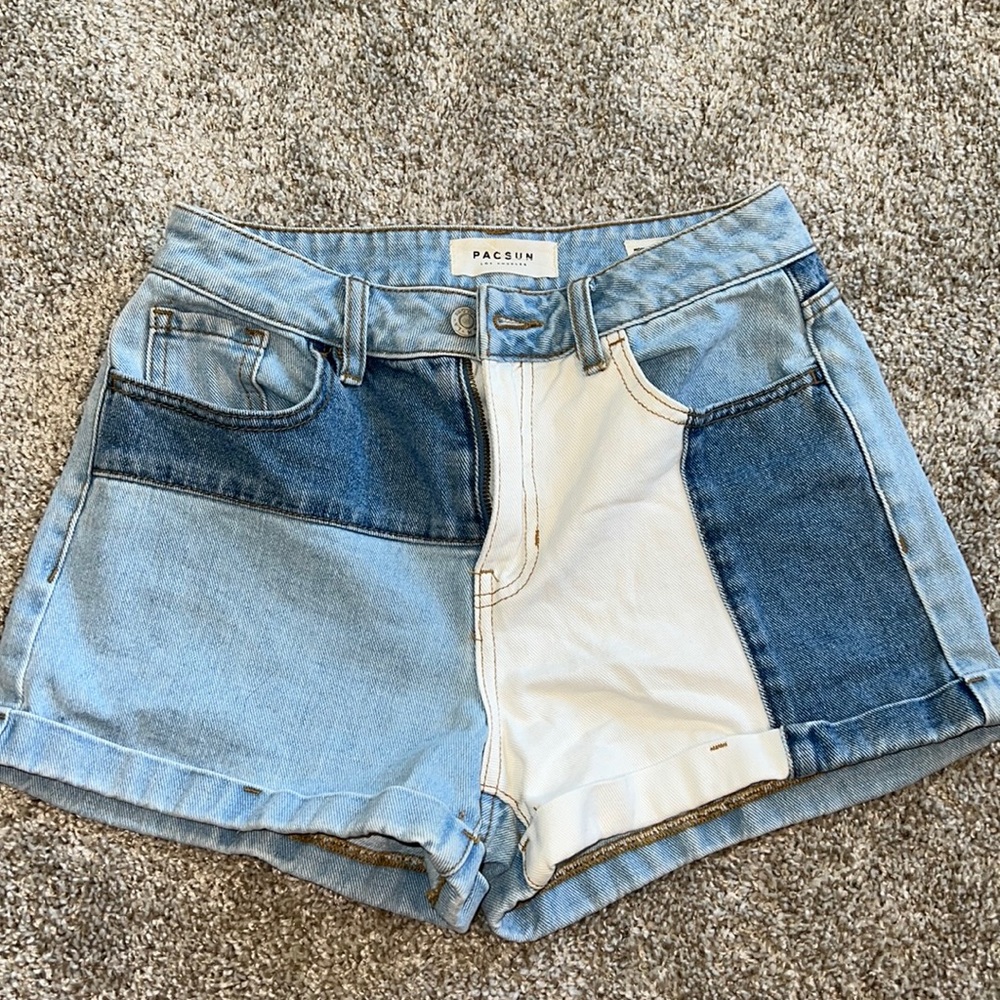 Pac sun high waisted mom jean shorts - white and blue